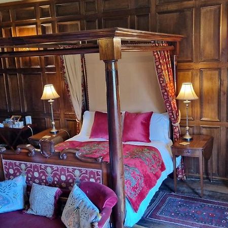 Braithwaite Hall Bed & Breakfast Middleham Exterior foto